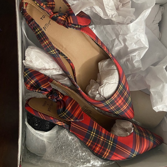 Torrid Betsey Johnson WW width size 10.5 NWT - Picture 4 of 9